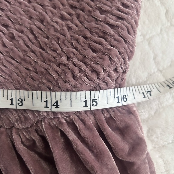 Free People Farrier Velvet Mini Dress Pink Champagne Color Size Medium NWT - Picture 7 of 9